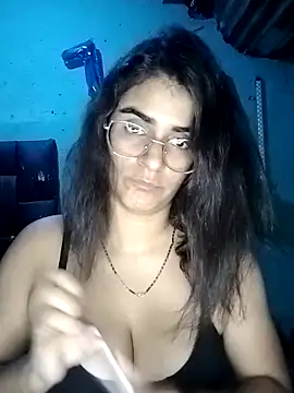 Araanza05 online show from March 8, 2026, 12:05 am