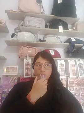 Snapshot of Mia_Charlotte2 chatting on July 20, 2026, 6:32 pm Mia Charlotte2 online show from July 20, 2026, 6:32 pm