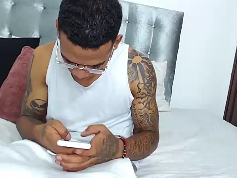 Snapshot of joelgarretx chatting on January 10, 2026, 3:46 am joelgarretx online show from January 10, 2026, 3:46 am