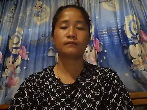 lovelyxxx88 online show from February 10, 2026, 11:26 pm