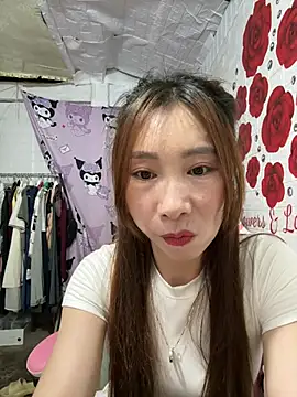 Adela-222 online show from May 20, 2026, 5:48 am