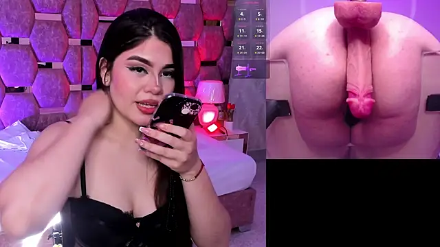 IsabellaBlow online show from May 23, 2026, 1:43 pm