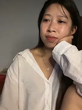Mayly lucky2 online show from June 19, 2026, 1:44 am
