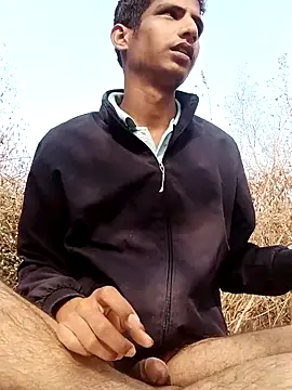 sahilcute1 online show from January 18, 2026, 4:05 am