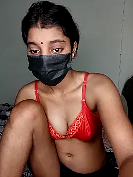 Erotic-Girl online show from June 3, 2026, 2:33 pm