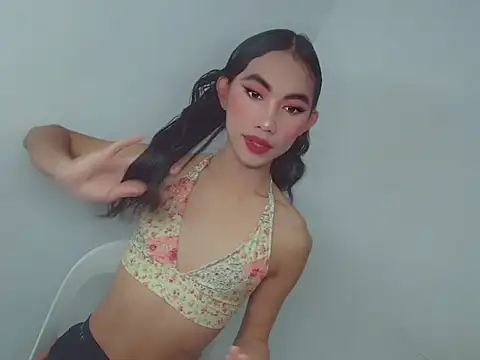 Snapshot of Massivecockfiona chatting on February 19, 2026, 5:26 am Massivecockfiona online show from February 19, 2026, 5:26 am