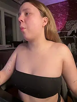 AnnaSeint online show from February 7, 2026, 6:05 pm