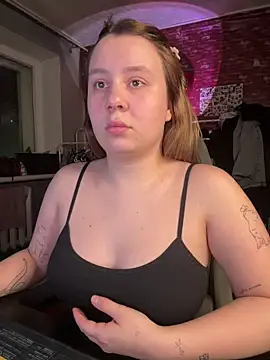 AnnaSeint online show from February 11, 2026, 5:35 pm