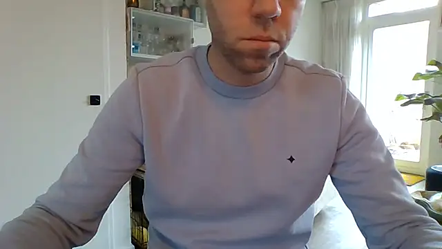 Vector1982 online show from February 12, 2026, 9:53 am