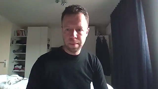 Vector1982 online show from January 15, 2026, 2:20 pm