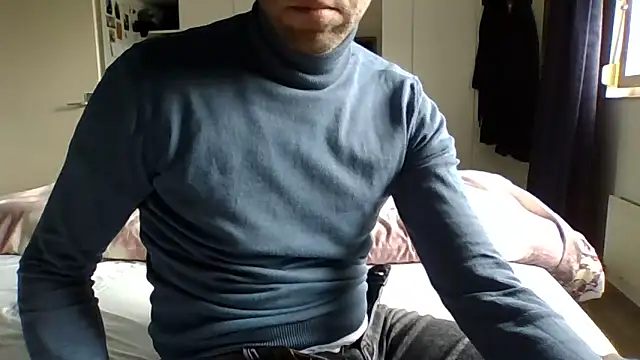 Vector1982 online show from March 31, 2026, 9:33 am