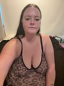 carinabro10 online show from March 8, 2026, 12:49 am