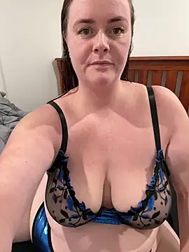 carinabro10 online show from August 5, 2026, 9:14 am