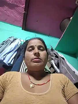 Snapshot of Reena_lodha chatting on June 1, 2026, 10:53 pm Reena lodha online show from June 1, 2026, 10:53 pm