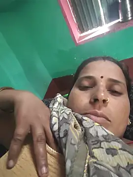 Snapshot of Reena_lodha chatting on June 17, 2026, 8:36 am Reena lodha online show from June 17, 2026, 8:36 am