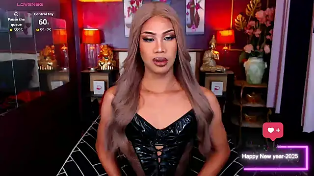 Snapshot of SEDUCTIVExDEMI chatting on February 21, 2026, 10:39 am SEDUCTIVExDEMI online show from February 21, 2026, 10:39 am