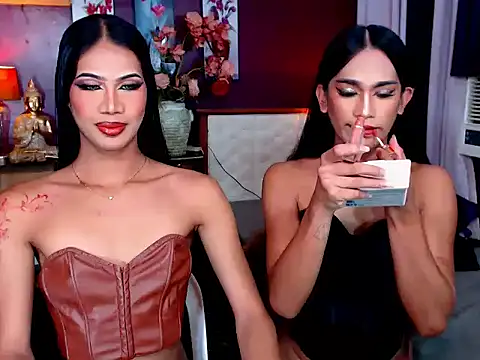 SEDUCTIVExDEMI online show from May 3, 2026, 8:30 am