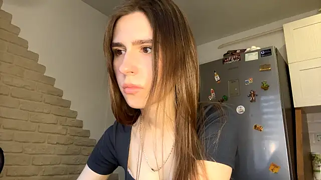 Snapshot of ElsieKuhlmann chatting on March 13, 2026, 5:23 am ElsieKuhlmann online show from March 13, 2026, 5:23 am