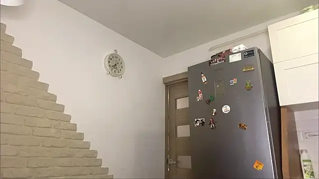 Snapshot of ElsieKuhlmann chatting on March 5, 2026, 5:04 am ElsieKuhlmann online show from March 5, 2026, 5:04 am