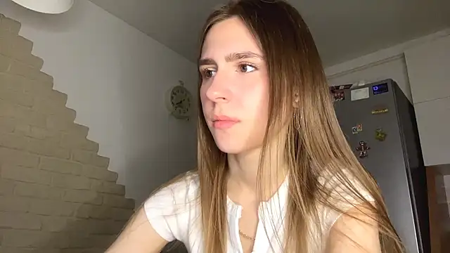 Snapshot of ElsieKuhlmann chatting on March 16, 2026, 3:14 am ElsieKuhlmann online show from March 16, 2026, 3:14 am