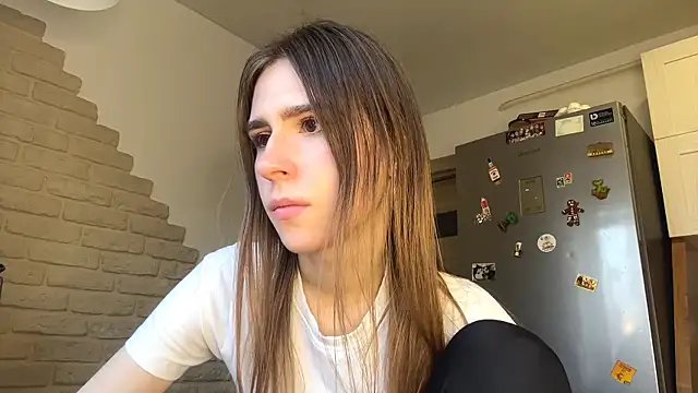 Snapshot of ElsieKuhlmann chatting on March 19, 2026, 5:07 am ElsieKuhlmann online show from March 19, 2026, 5:07 am