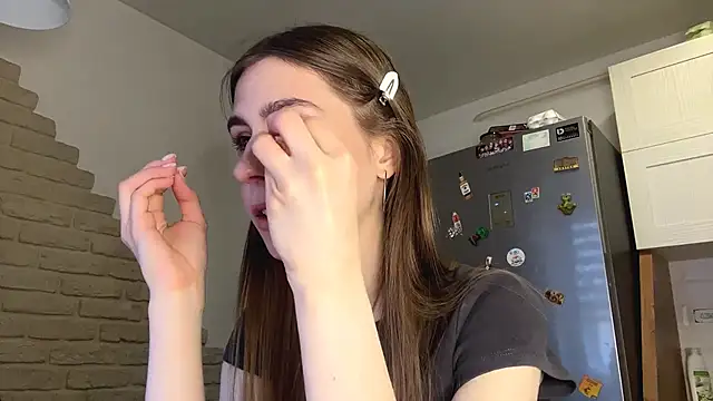 Snapshot of ElsieKuhlmann chatting on March 8, 2026, 5:11 am ElsieKuhlmann online show from March 8, 2026, 5:11 am