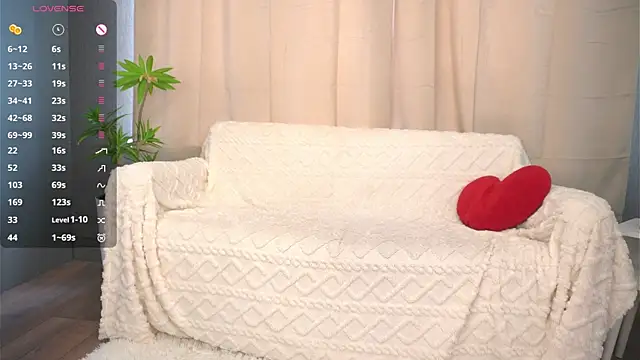 mymonique online show from May 6, 2026, 6:28 am