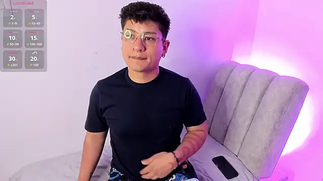 Theo Rowan online show from January 12, 2026, 9:27 am