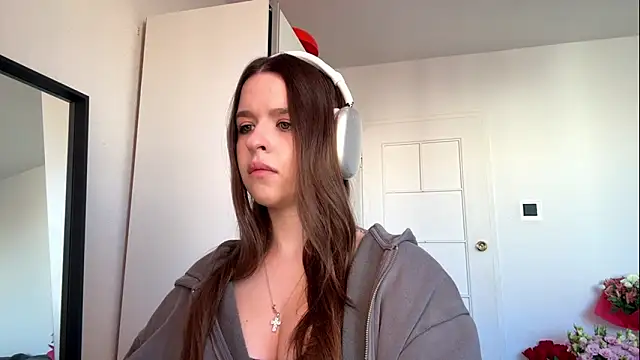 LakishaQuattlebaum online show from February 2, 2026, 8:13 am