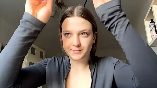 JammieMickiewicz online show from March 9, 2026, 7:01 am