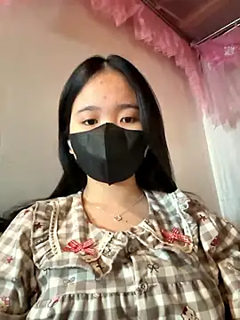 Snapshot of Gwen879 chatting on January 10, 2026, 1:45 am Gwen879 online show from January 10, 2026, 1:45 am