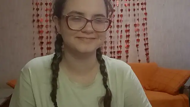 Miyabeee online show from March 8, 2026, 8:17 am