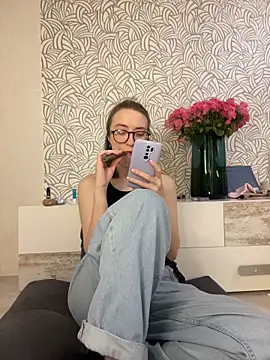 Persephone Kore online show from February 2, 2026, 5:01 pm