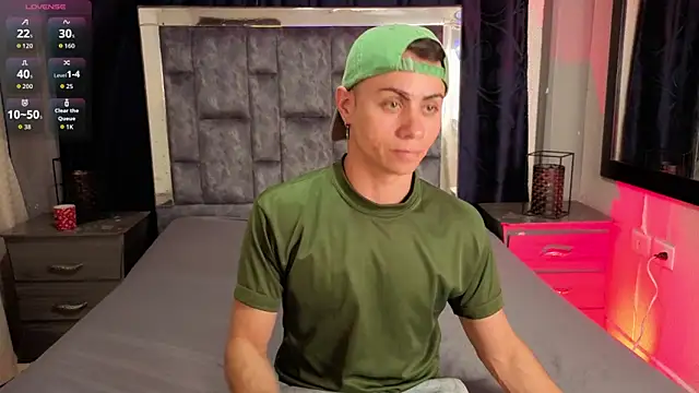 LeoMonnroe online show from July 15, 2026, 9:11 pm