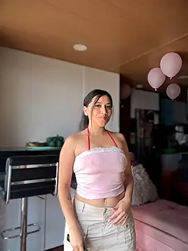 Veronica Wins  online show from August 2, 2026, 3:42 pm