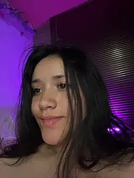 Veronica Wins  online show from March 2, 2026, 5:08 am