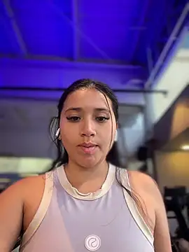 Veronica Wins  online show from July 28, 2026, 7:39 pm