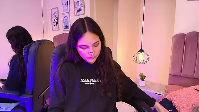 Hanabie  online show from February 1, 2026, 3:16 am