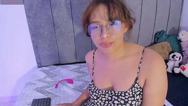 rosse taylorx1 online show from March 5, 2026, 6:48 pm