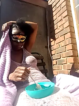CreamyCupCake 96 online show from June 7, 2026, 9:36 am