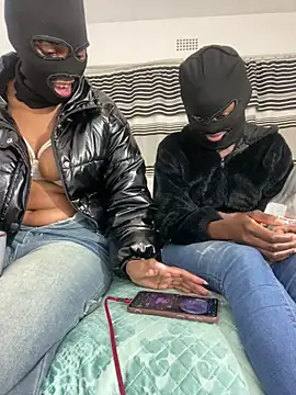 CreamyCupCake 96 online show from April 23, 2026, 9:38 pm