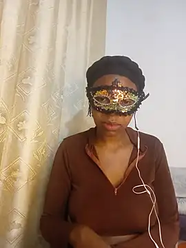 Snapshot of CreamyCupCake_96 chatting on July 25, 2026, 5:37 am CreamyCupCake 96 online show from July 25, 2026, 5:37 am
