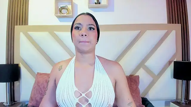 Alexxa Carter online show from August 7, 2026, 3:29 pm