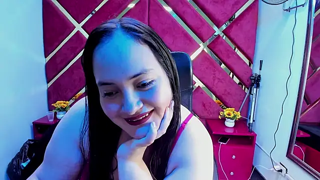 MiaRouss69 online show from February 12, 2026, 2:55 am