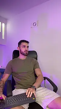 Snapshot of Apolo_lux1 chatting on March 11, 2026, 7:41 pm Apolo lux1 online show from March 11, 2026, 7:41 pm