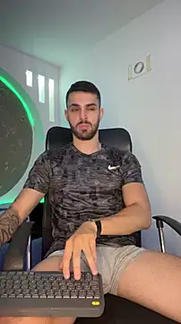 Apolo lux1 online show from April 27, 2026, 9:35 pm