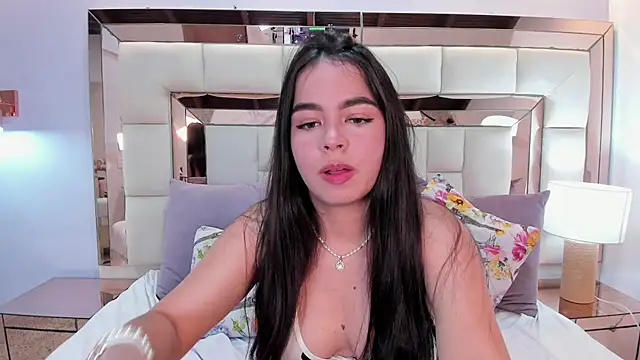 Snapshot of rousse_stonss chatting on March 18, 2026, 5:14 pm rousse stonss online show from March 18, 2026, 5:14 pm