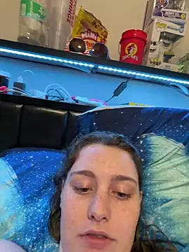 julia4thewin online show from May 9, 2026, 1:09 am