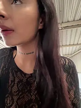Abriil cutee online show from May 3, 2026, 1:04 pm
