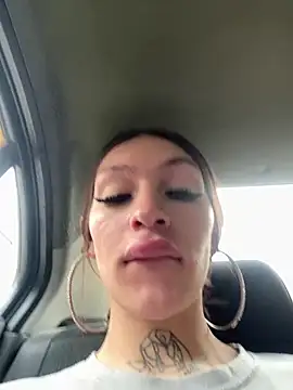 lizz lunna online show from April 23, 2026, 4:41 pm